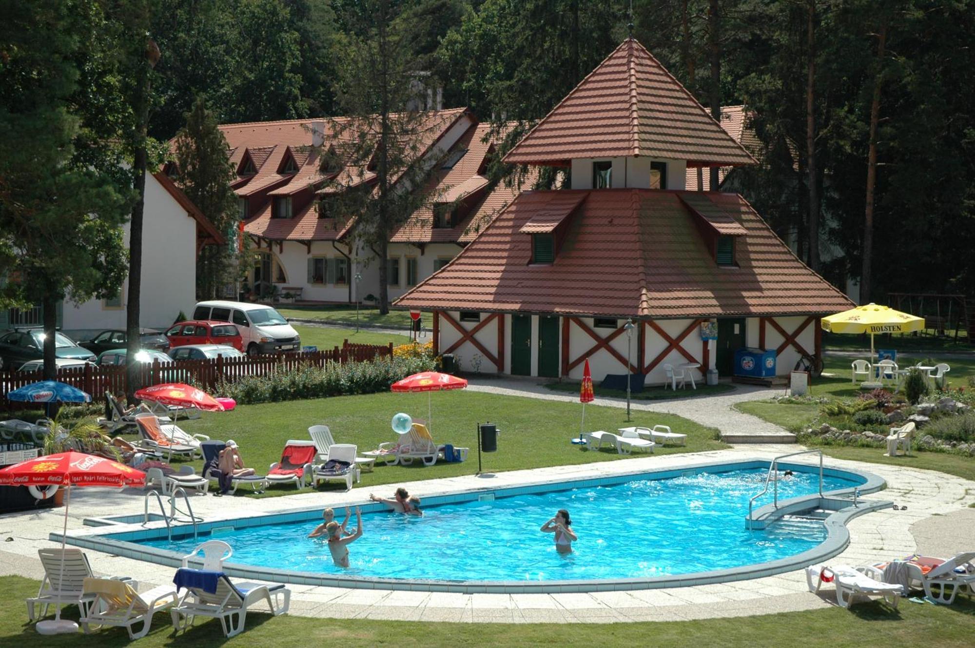 ホテル Abbazia Country Club Nemesnép エクステリア 写真