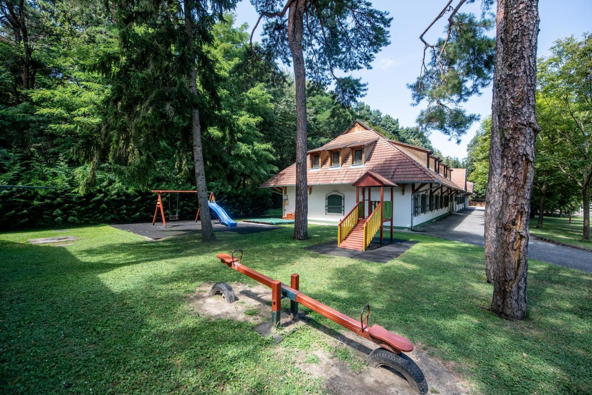 ホテル Abbazia Country Club Nemesnép エクステリア 写真